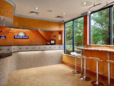 Days By Wyndham / Spring Valley Nanuet