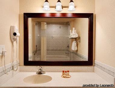 Days By Wyndham / Spring Valley Hotel 2*